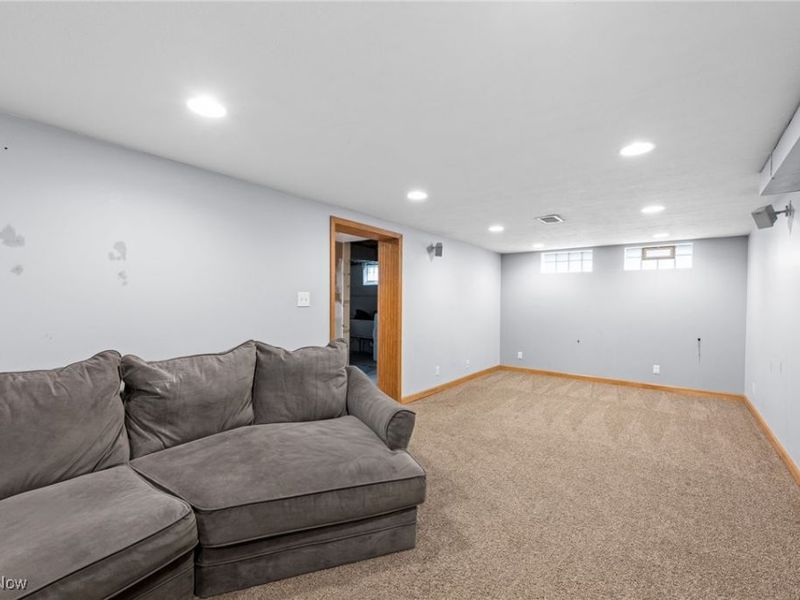 625 Pendley Road, Willowick, OH 44095 Photo 24