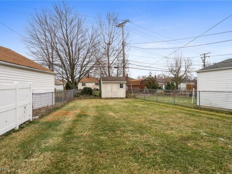 625 Pendley Road, Willowick, OH 44095 Photo 25