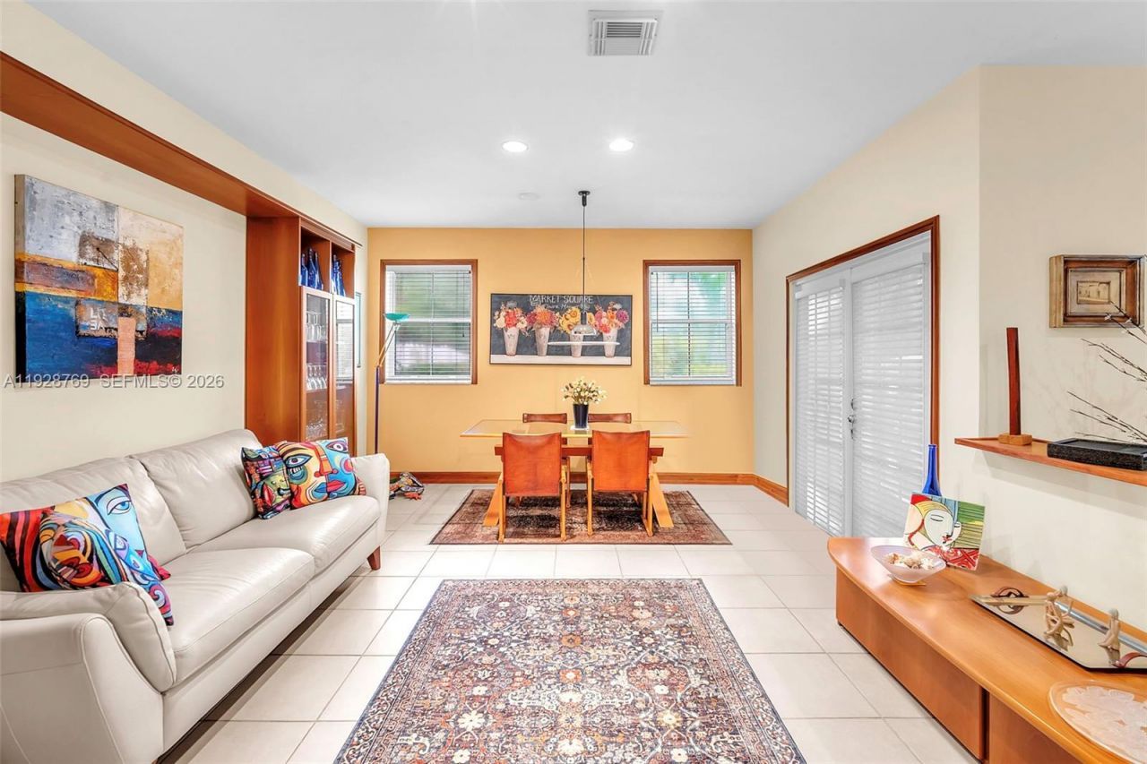 113 NW 73rd Ter, Plantation, FL 33317 Photo