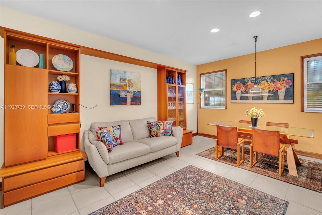 113 NW 73rd Ter, Plantation, FL 33317 Photo