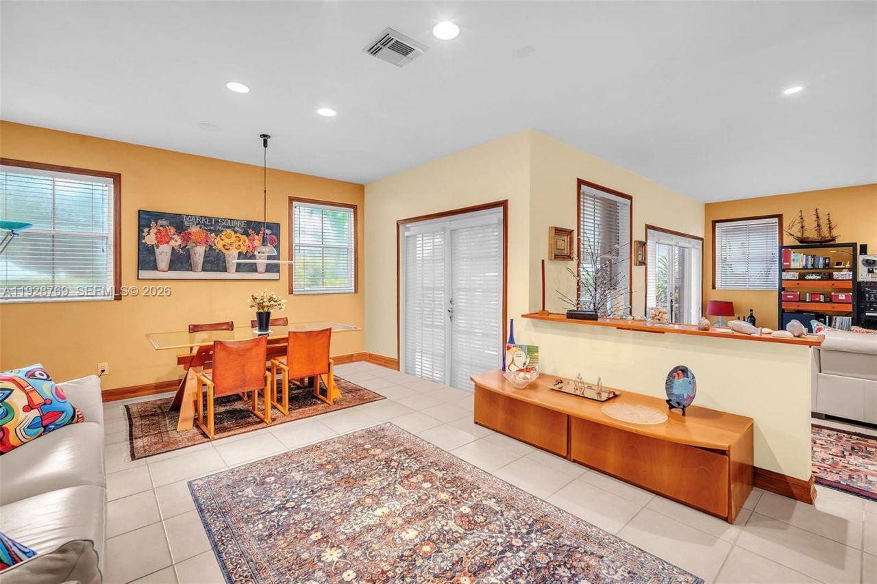 113 NW 73rd Ter, Plantation, FL 33317 Photo