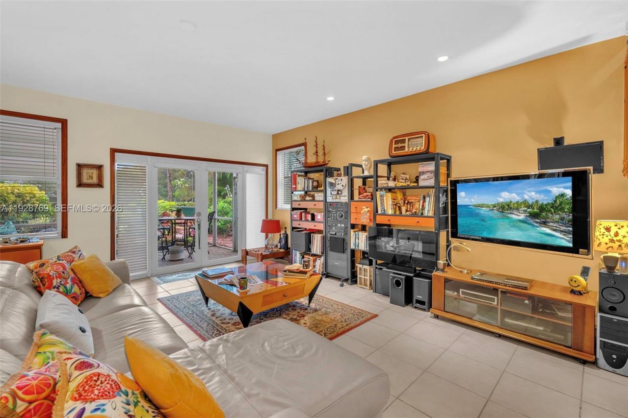 113 NW 73rd Ter, Plantation, FL 33317 Photo