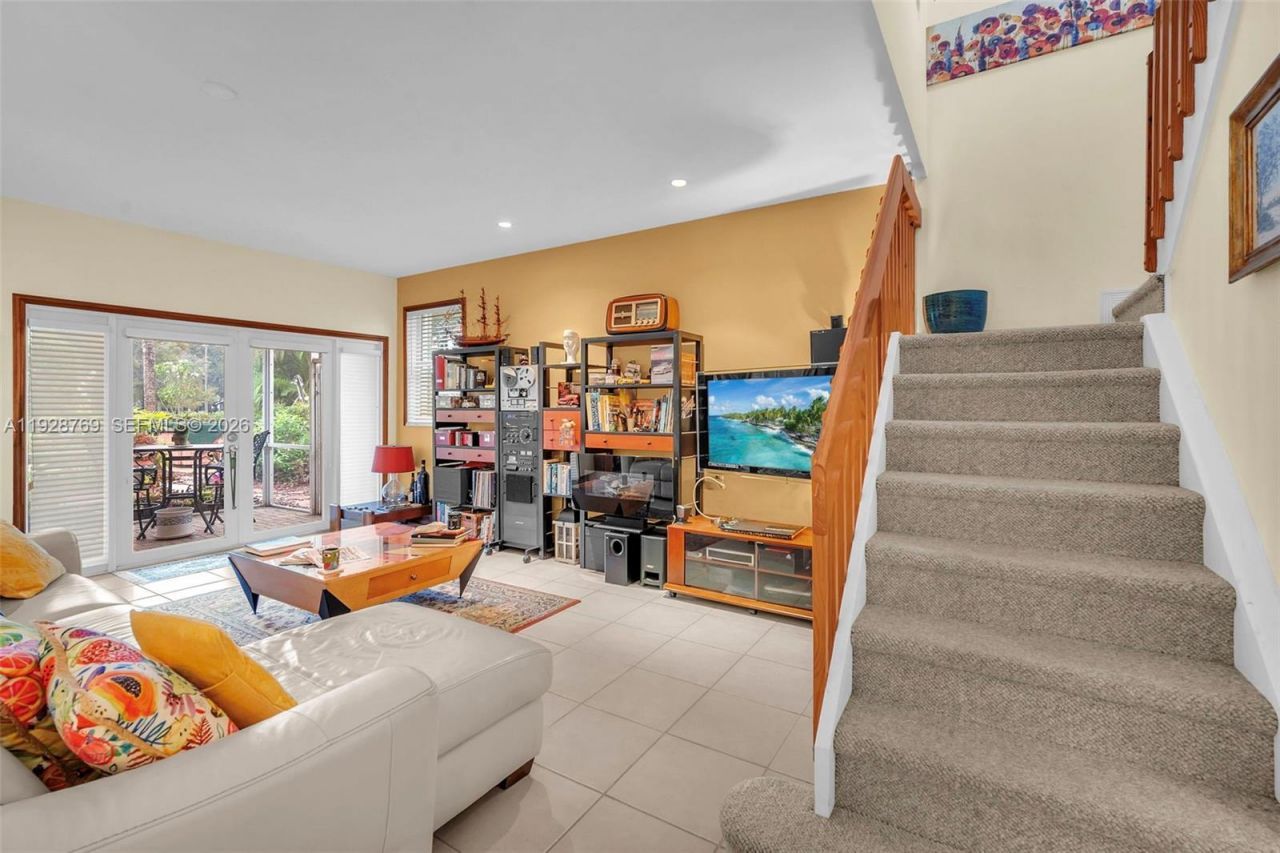 113 NW 73rd Ter, Plantation, FL 33317 Photo