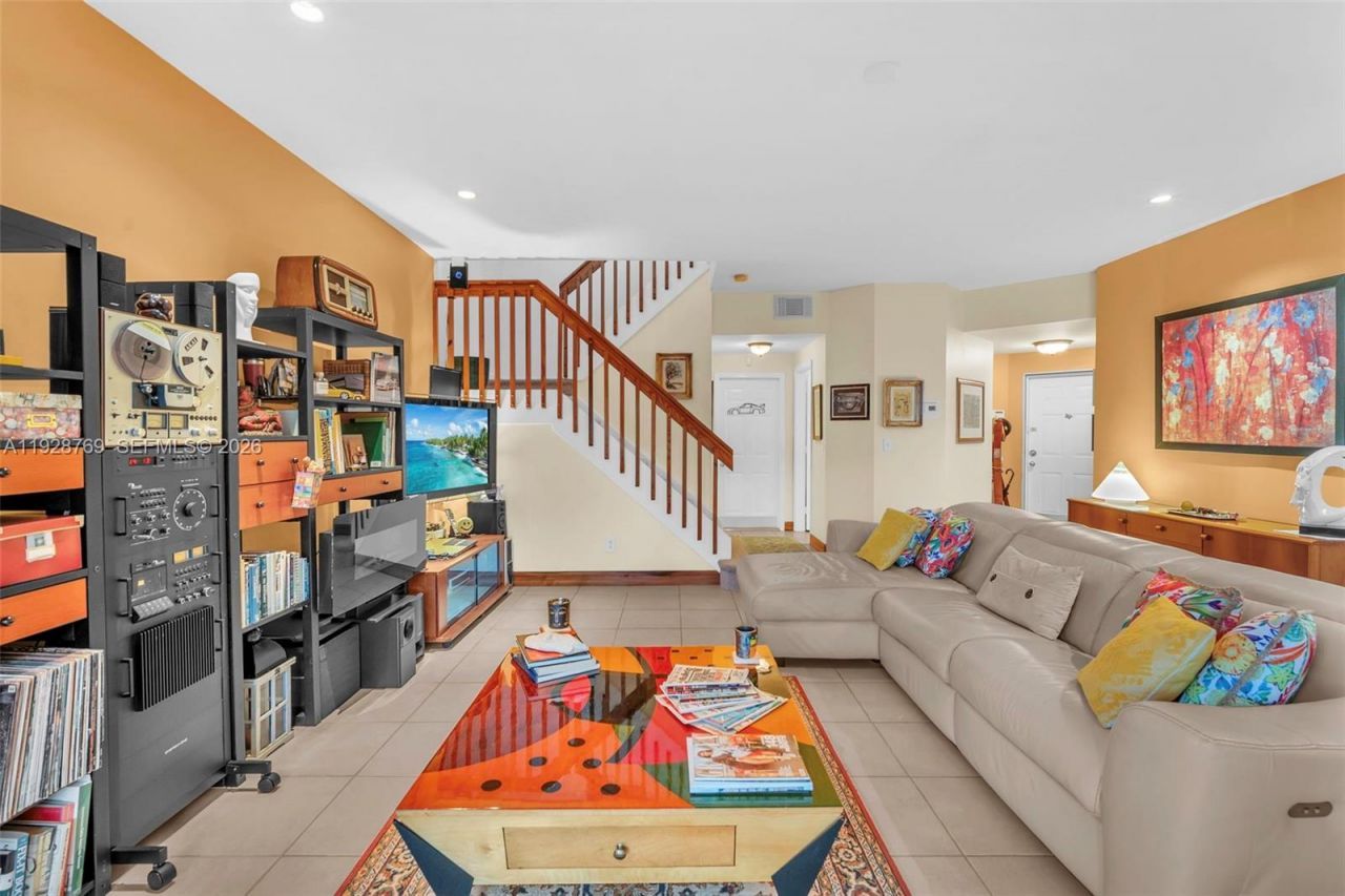 113 NW 73rd Ter, Plantation, FL 33317 Photo