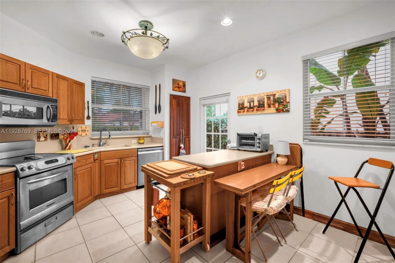 113 NW 73rd Ter, Plantation, FL 33317 Photo