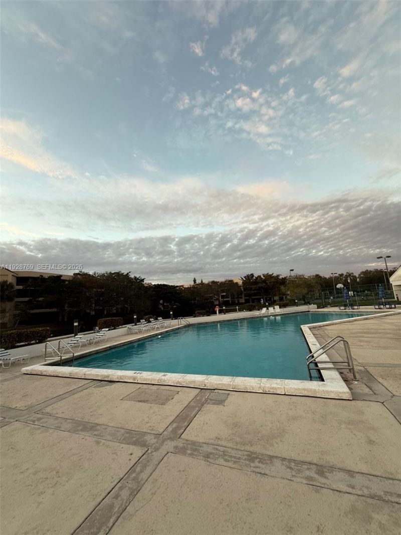 113 NW 73rd Ter, Plantation, FL 33317 Photo