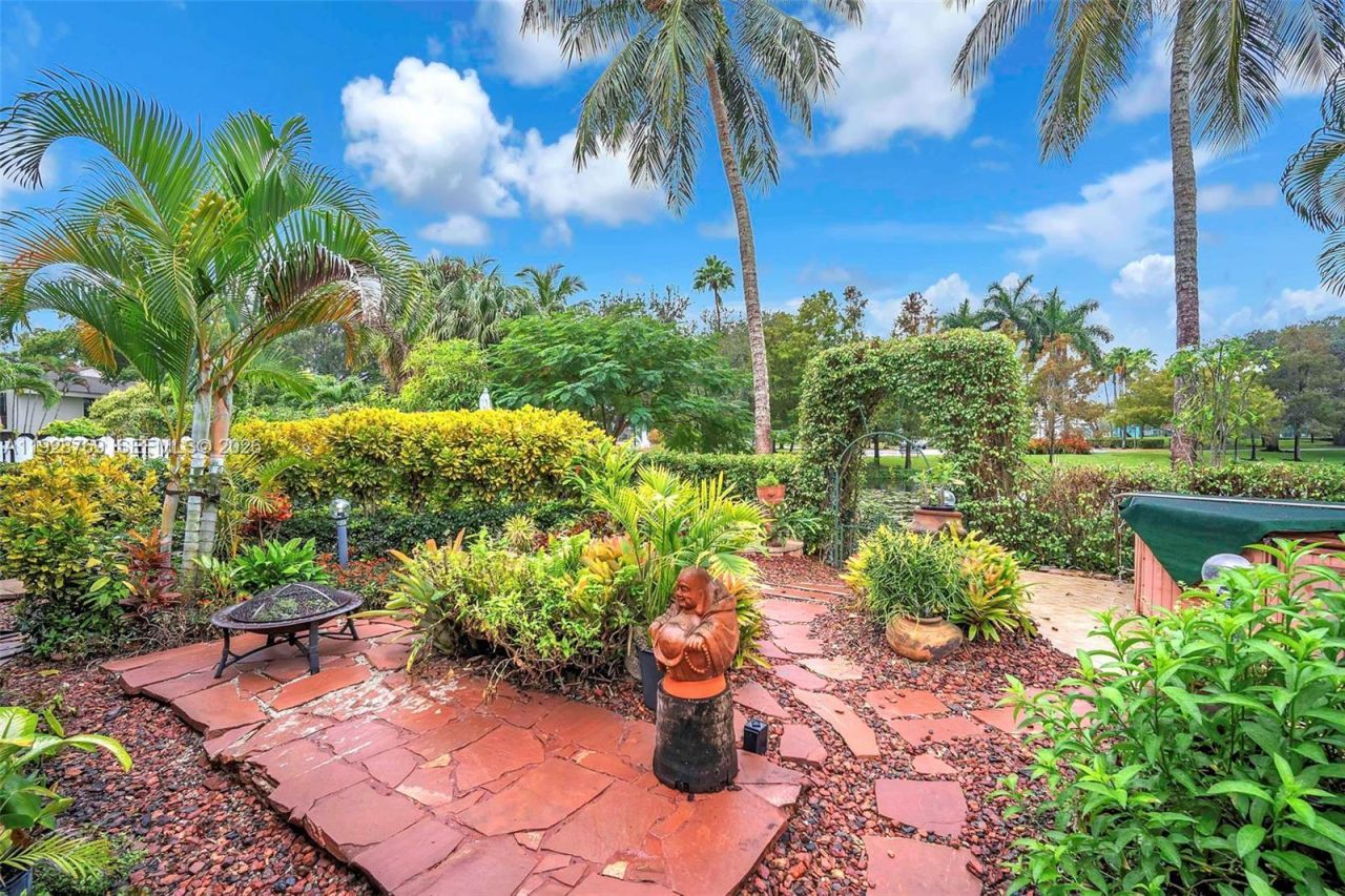 113 NW 73rd Ter, Plantation, FL 33317 Photo