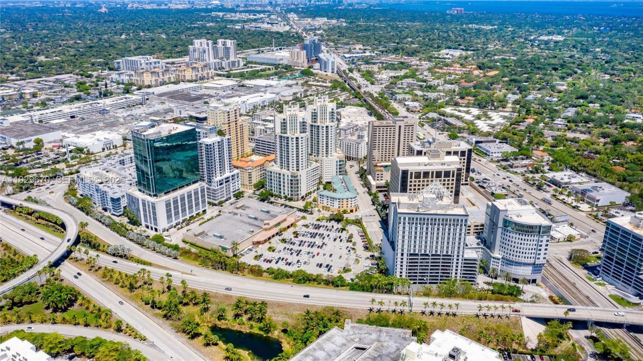 7350 SW 89th St, Unit 1702S, Miami, FL 33156 Photo