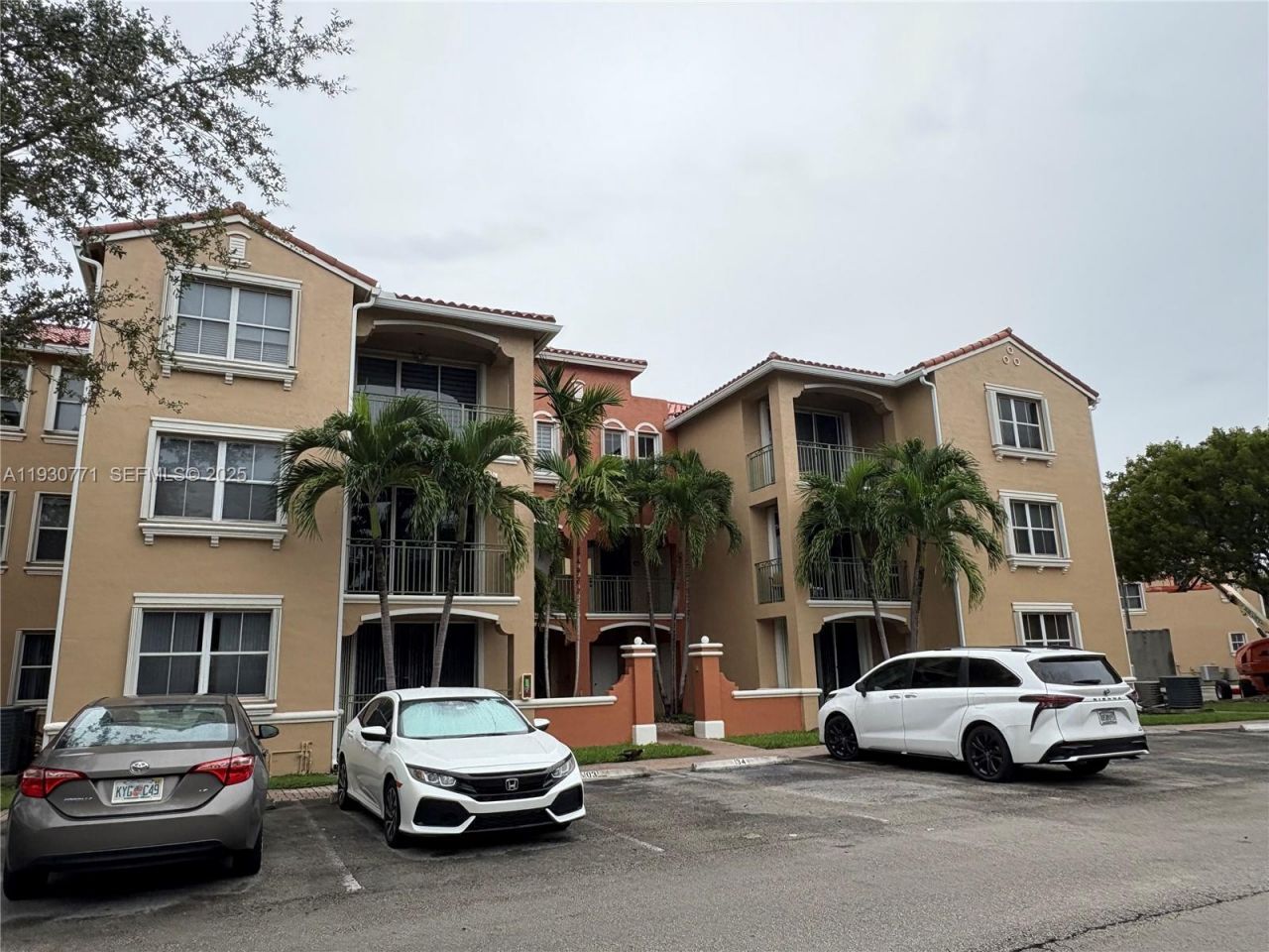6340 NW 114th Ave, Unit 123, Doral, FL 33178 Photo