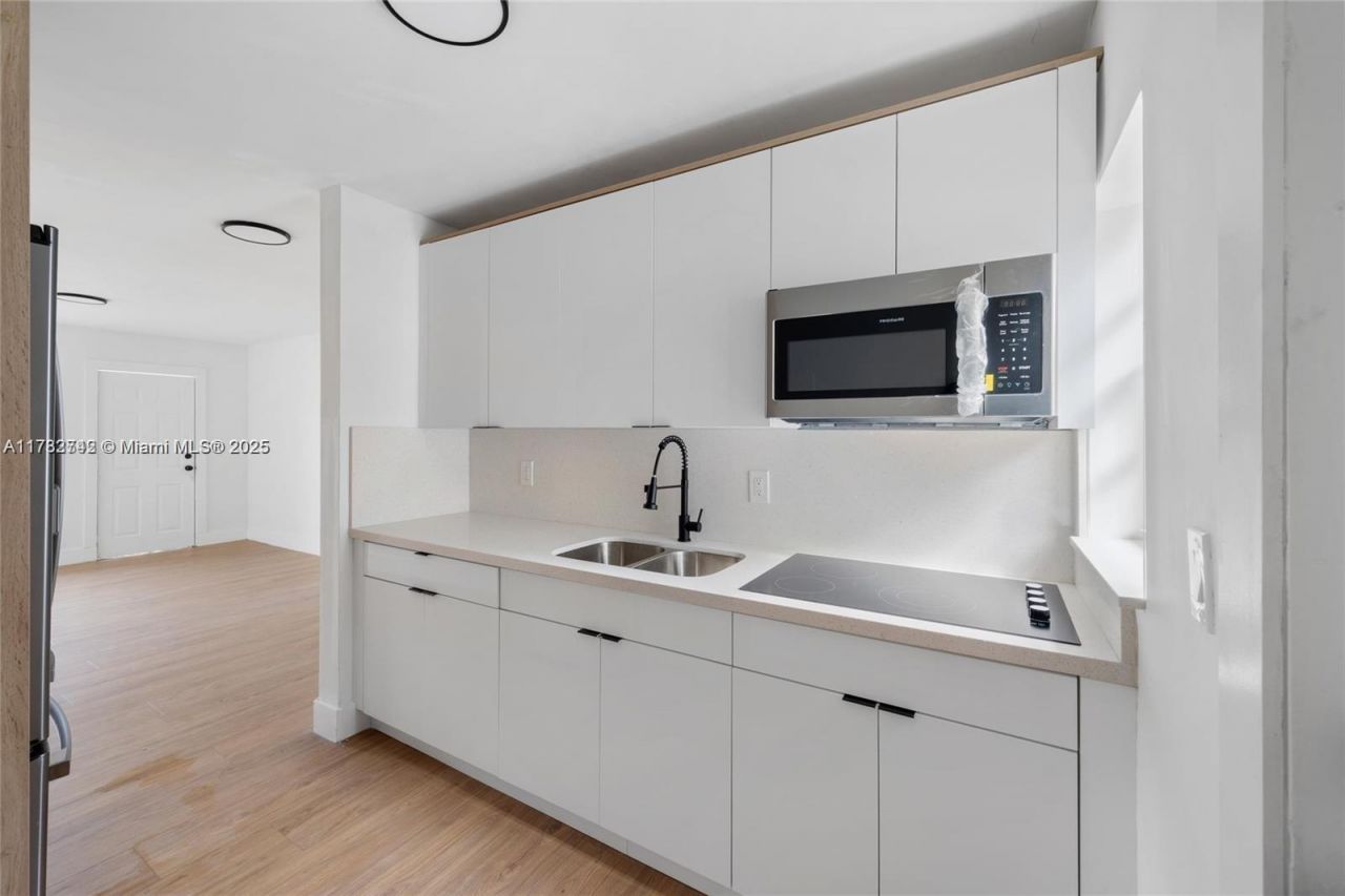 417 NW 15th Ave, Unit 1, Fort Lauderdale, FL 33311 Photo