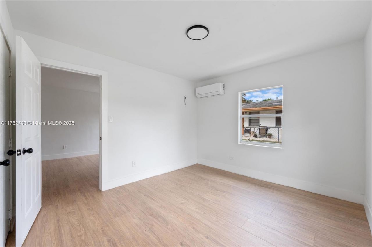 417 NW 15th Ave, Unit 1, Fort Lauderdale, FL 33311 Photo