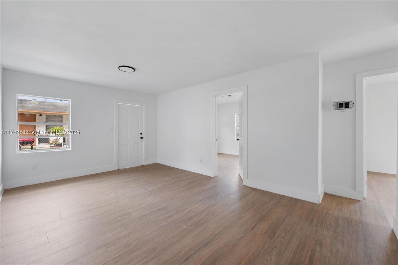 417 NW 15th Ave, Unit 1, Fort Lauderdale, FL 33311 Photo