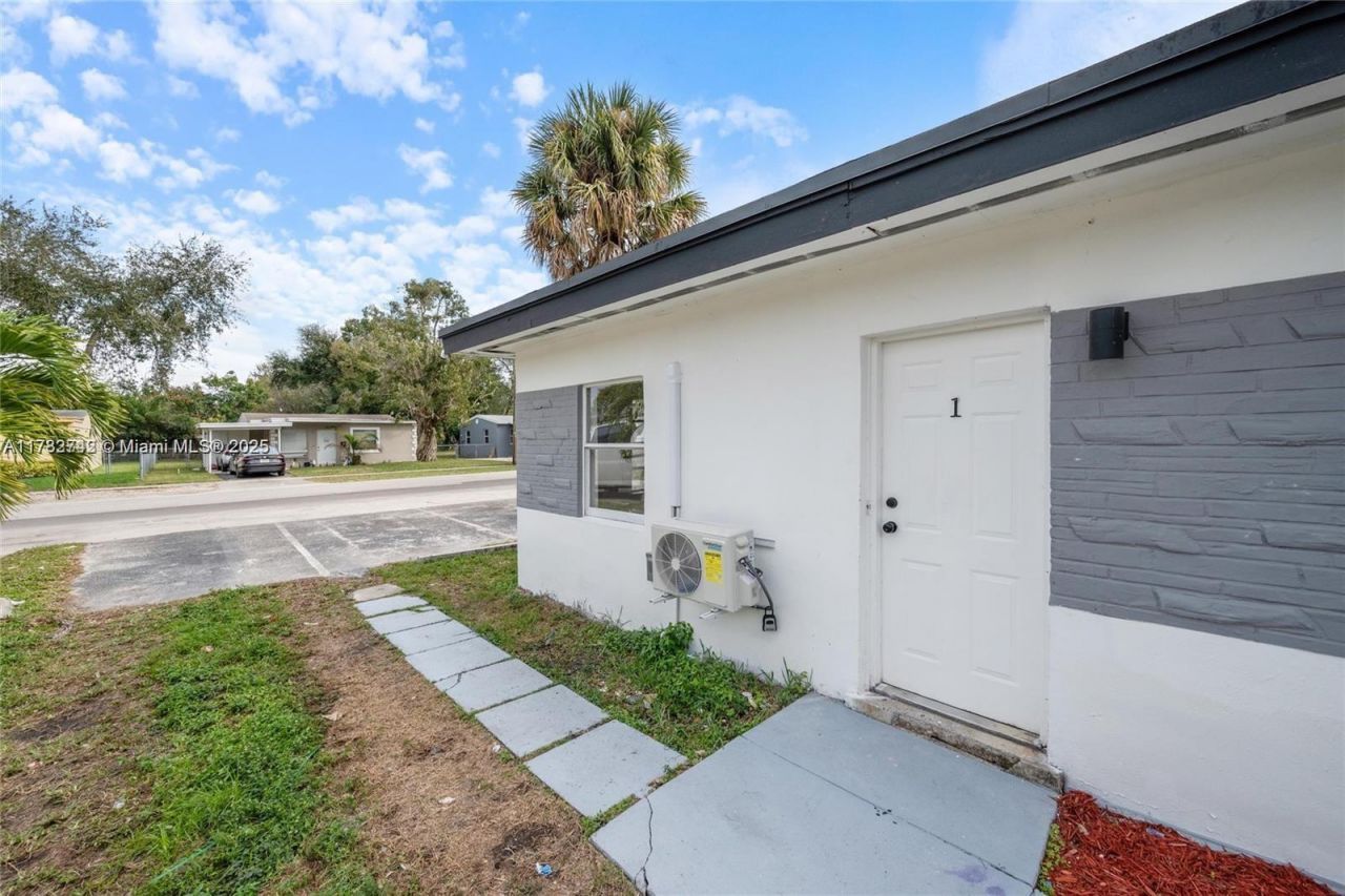 417 NW 15th Ave, Unit 1, Fort Lauderdale, FL 33311 Photo