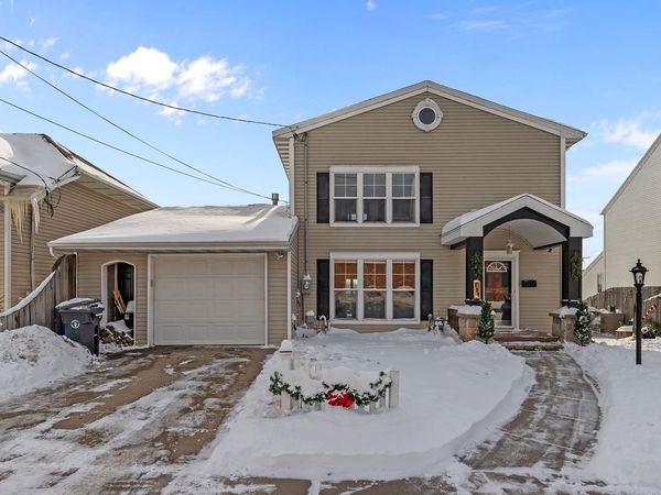 111 CANAL STREET, Little Chute, WI 54140