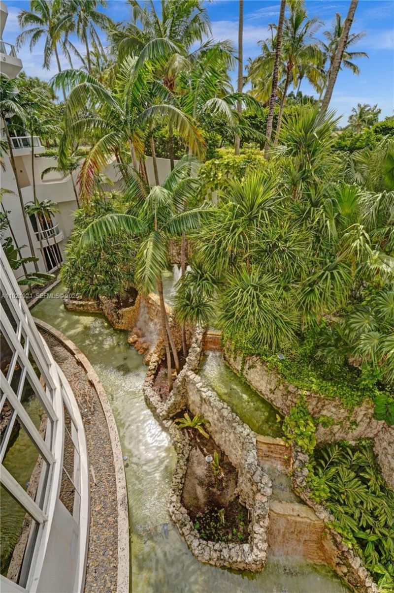 21200 Point Place, Unit 403, Aventura, FL 33180 Photo