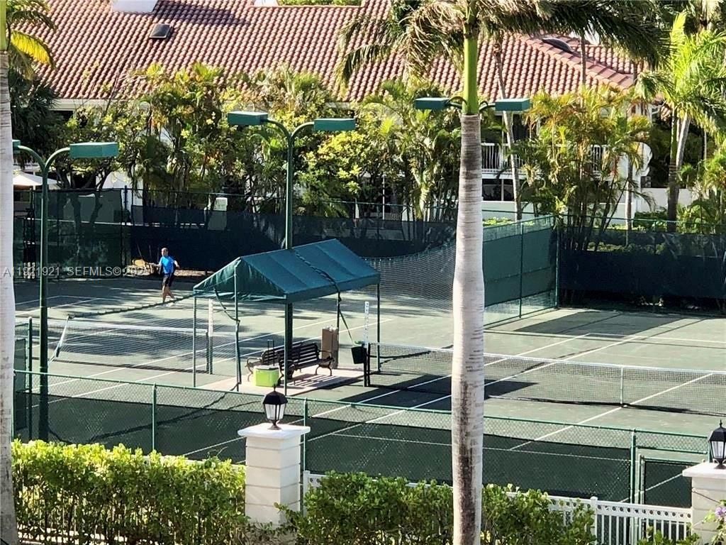 21200 Point Place, Unit 403, Aventura, FL 33180 Photo