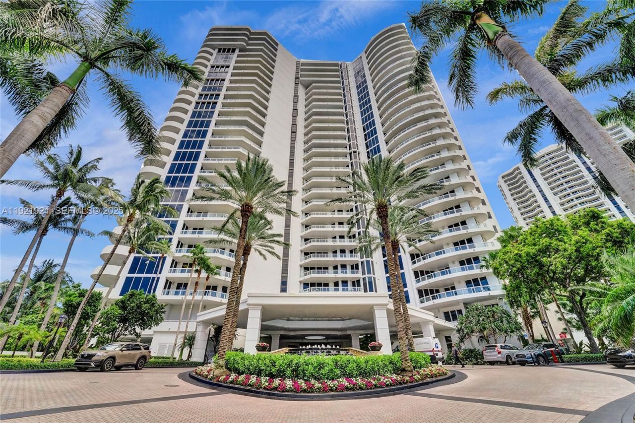 21200 Point Place, Unit 403, Aventura, FL 33180 Photo