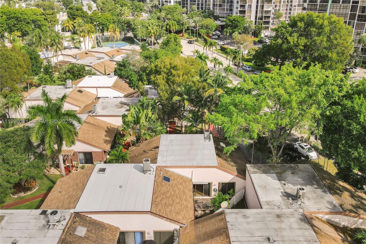 531 Leslie Dr, Hallandale Beach, FL 33009 Photo