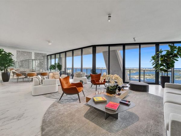 1000 Biscayne Blvd , Unit 3902, Miami, FL 33132