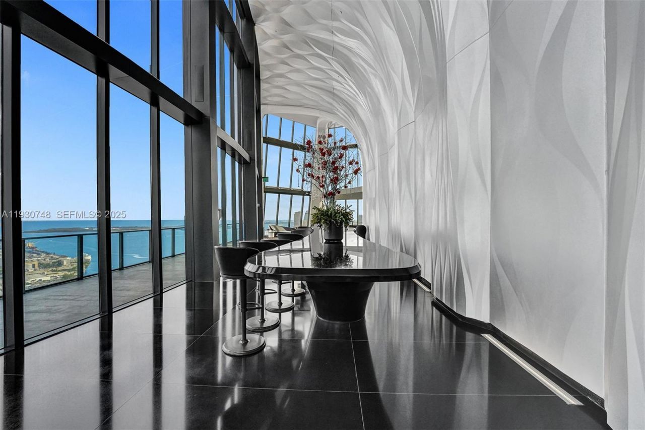 1000 Biscayne Blvd , Unit 3902, Miami, FL 33132 Photo