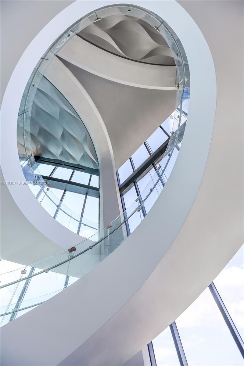 1000 Biscayne Blvd , Unit 3902, Miami, FL 33132 Photo