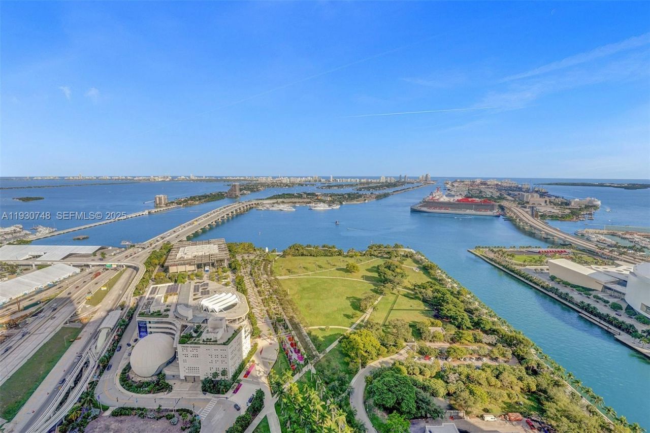 1000 Biscayne Blvd , Unit 3902, Miami, FL 33132 Photo