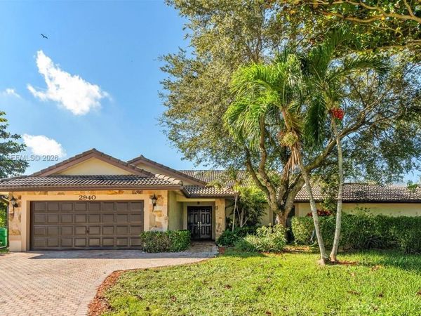 2940 NW 114th Way, Coral Springs, FL 33065