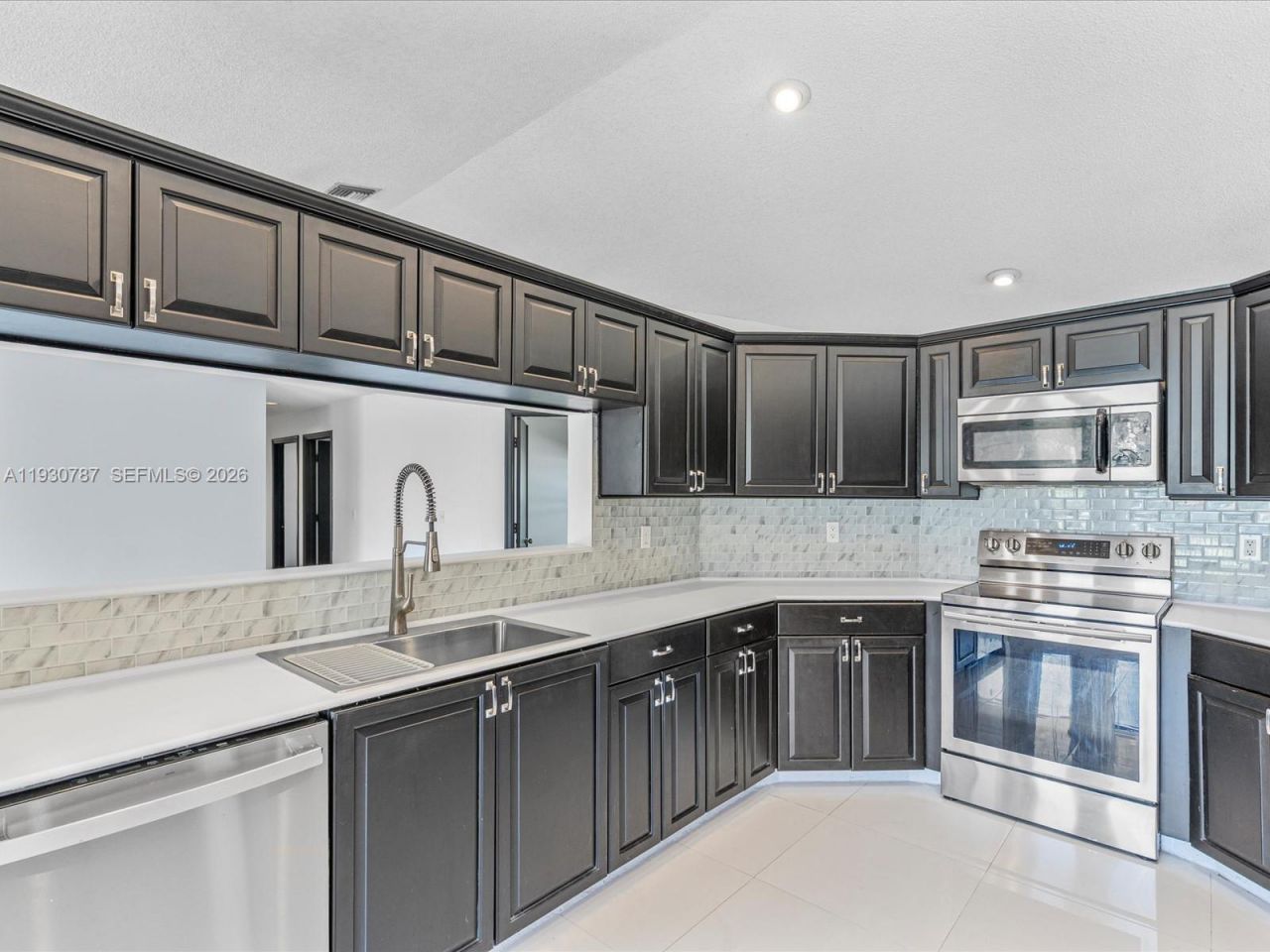 2940 NW 114th Way, Coral Springs, FL 33065 Photo