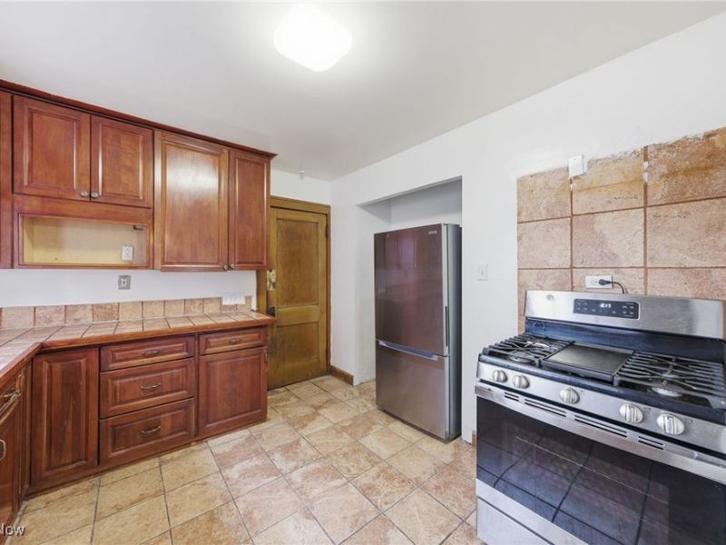 452 E 143rd Street, Cleveland, OH 44110 Photo 20