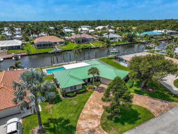 8502 SE Royal Street, Hobe Sound, FL 33455