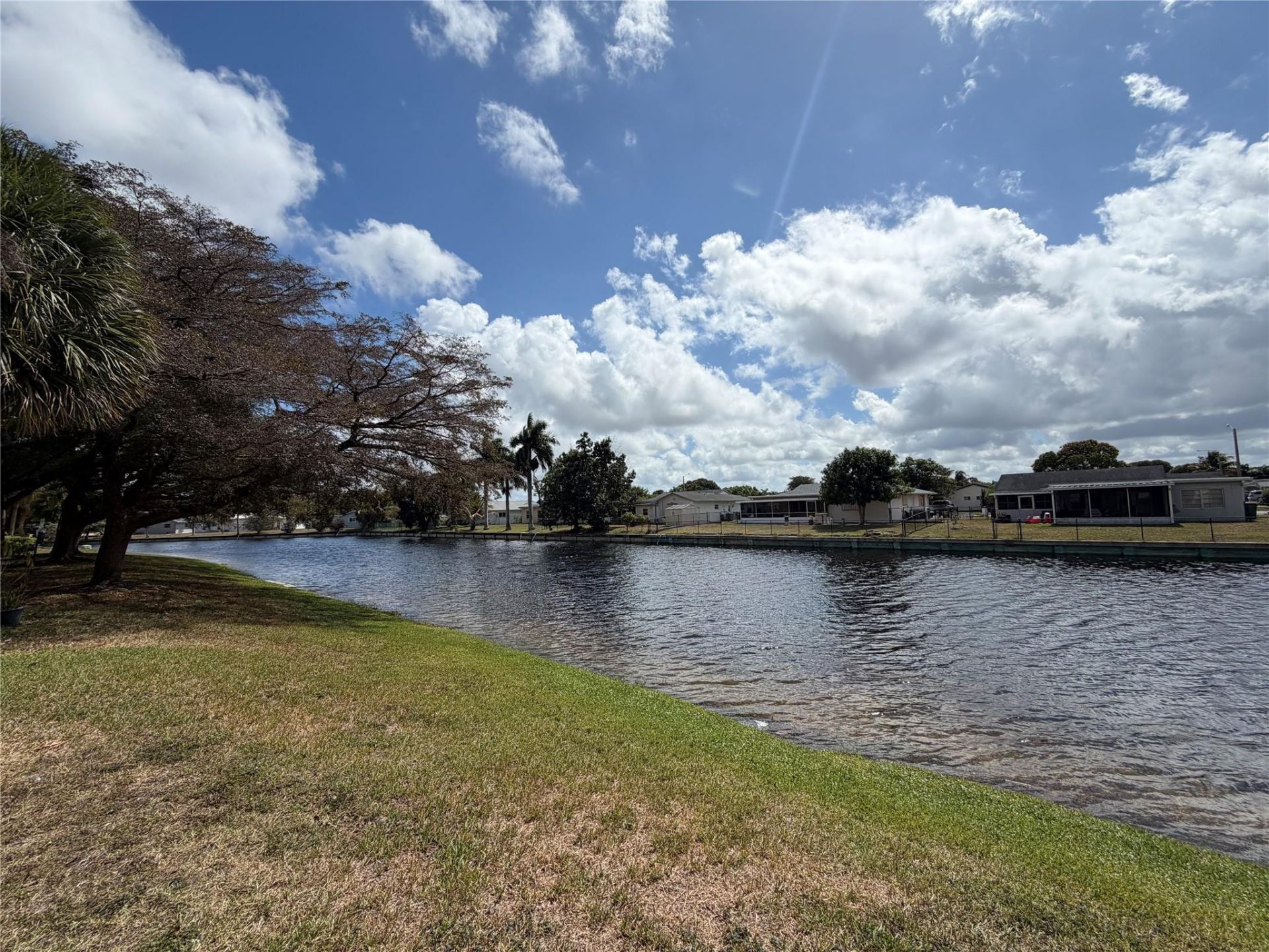 7610 Westwood Drive, Unit 119, Tamarac, FL 33321 Photo