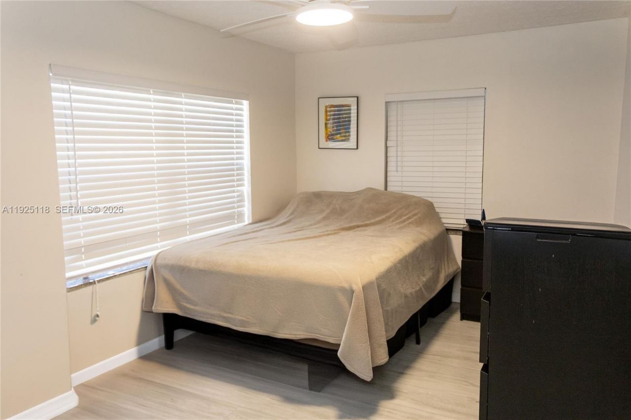 2444 Roosevelt St, Hollywood, FL 33020 Photo