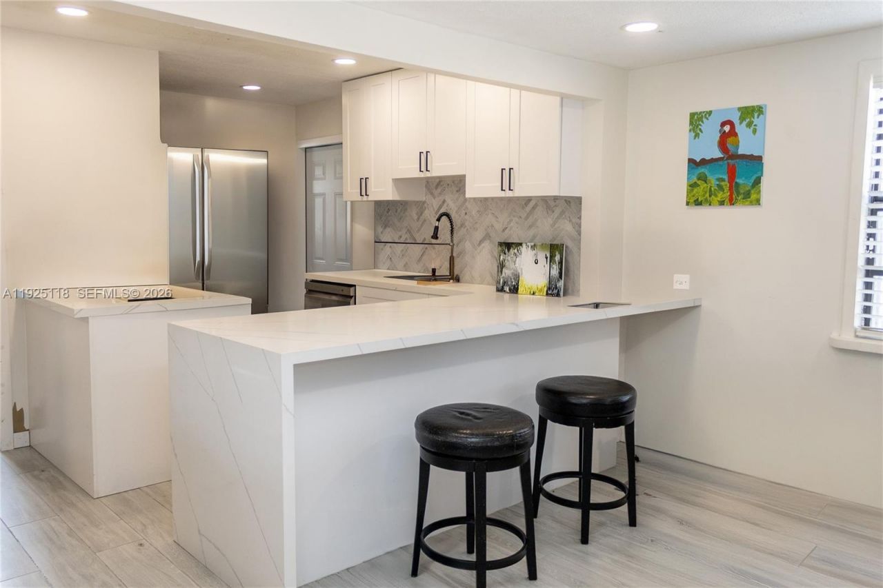 2444 Roosevelt St, Hollywood, FL 33020 Photo