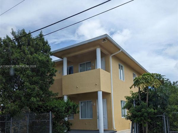 10214 SW 175th St, Unit A, Miami, FL 33157