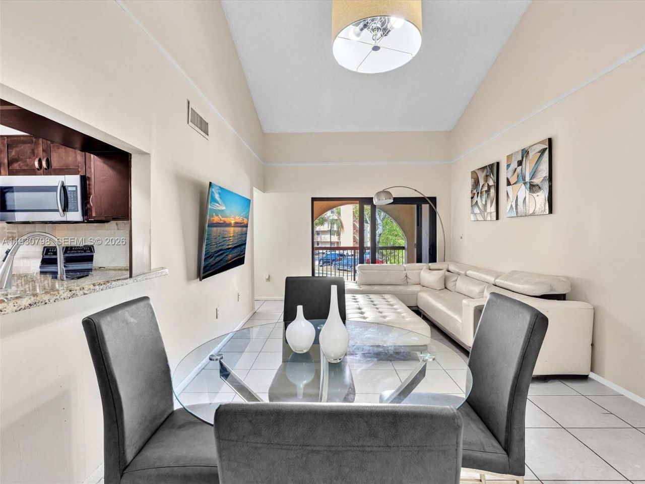 10241 NW 9th St Cir, Unit 204-5, Miami, FL 33172 Photo