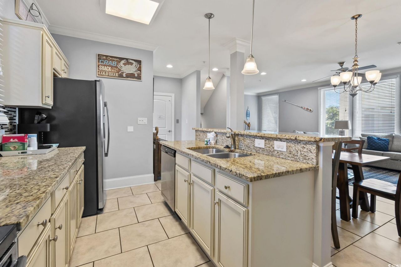 7401 N Ocean Blvd. Photo 8