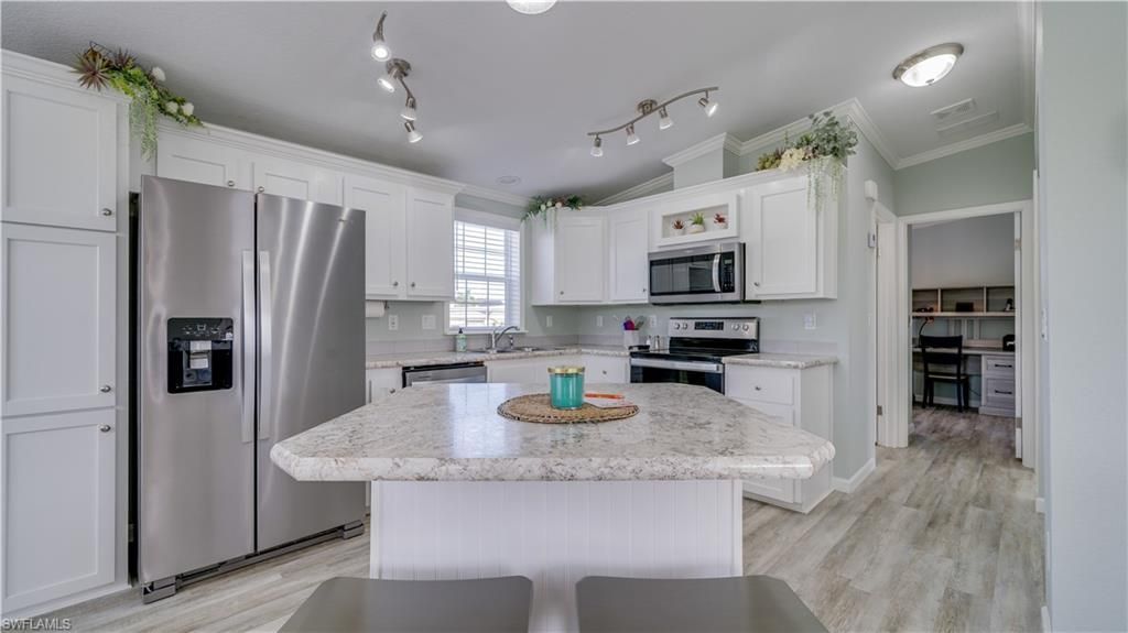 5321 White Sky Cir, Fort Myers, FL 33908 Photo