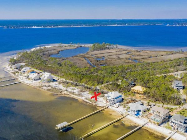 5870 Red Cedar St, Pensacola, FL 32507