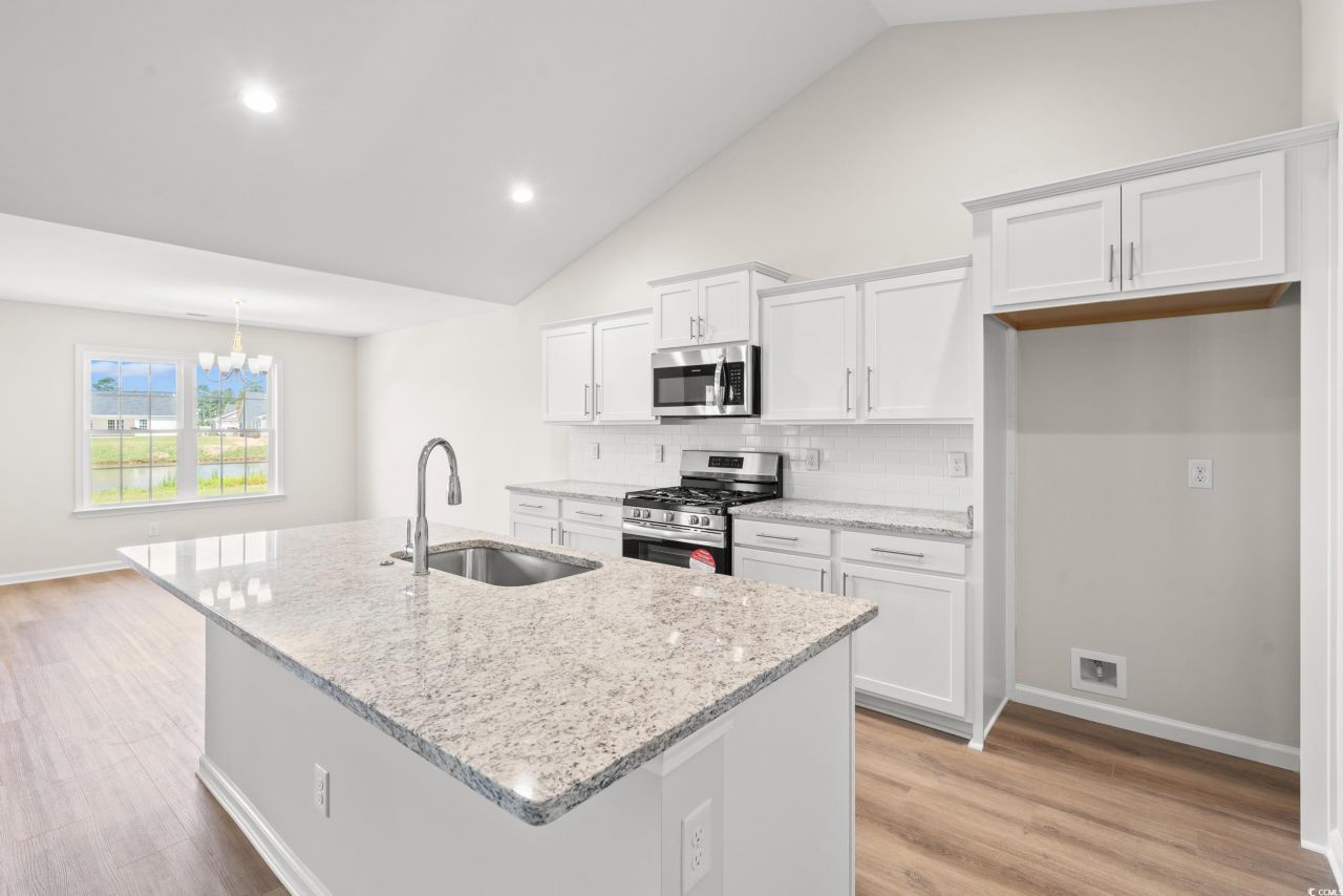 936 Woodside Dr. Photo 6