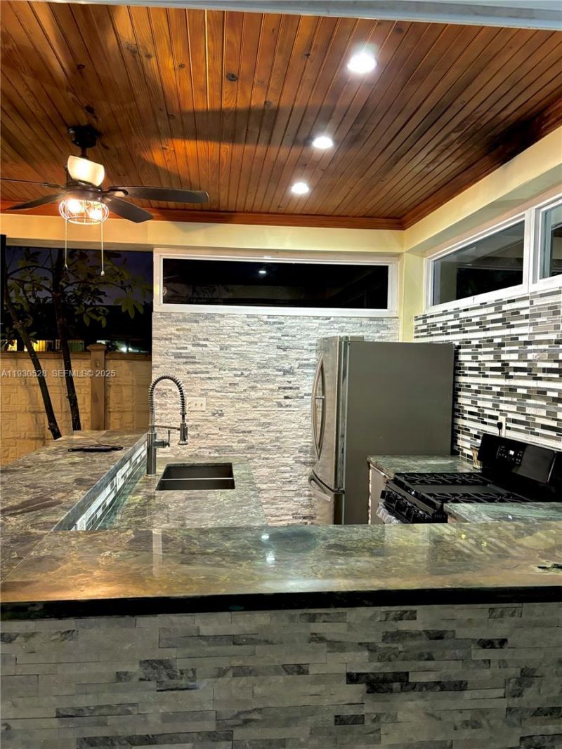 18632 SW 93rd Ct, Cutler Bay, FL 33157 Photo