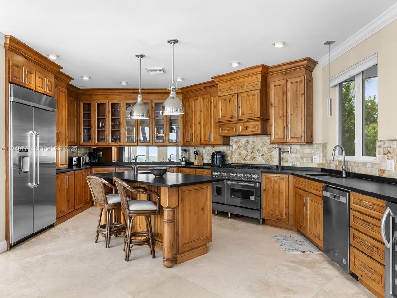 57 Garden Cove Dr, Key Largo, FL 33037 Photo