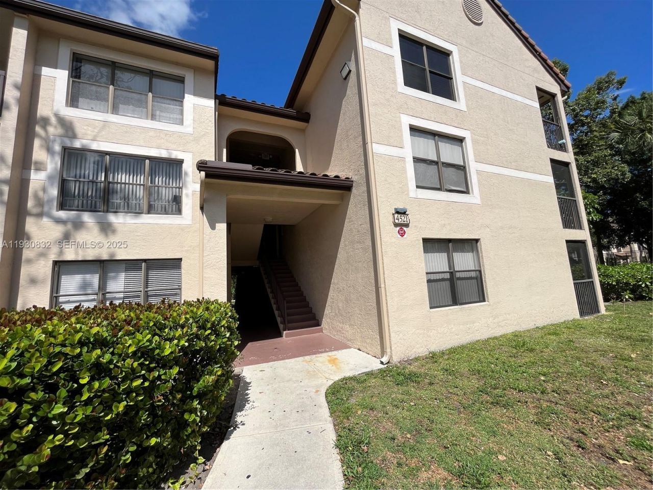 4581 W Mcnab Rd, Unit 22, Pompano Beach, FL 33069 Photo