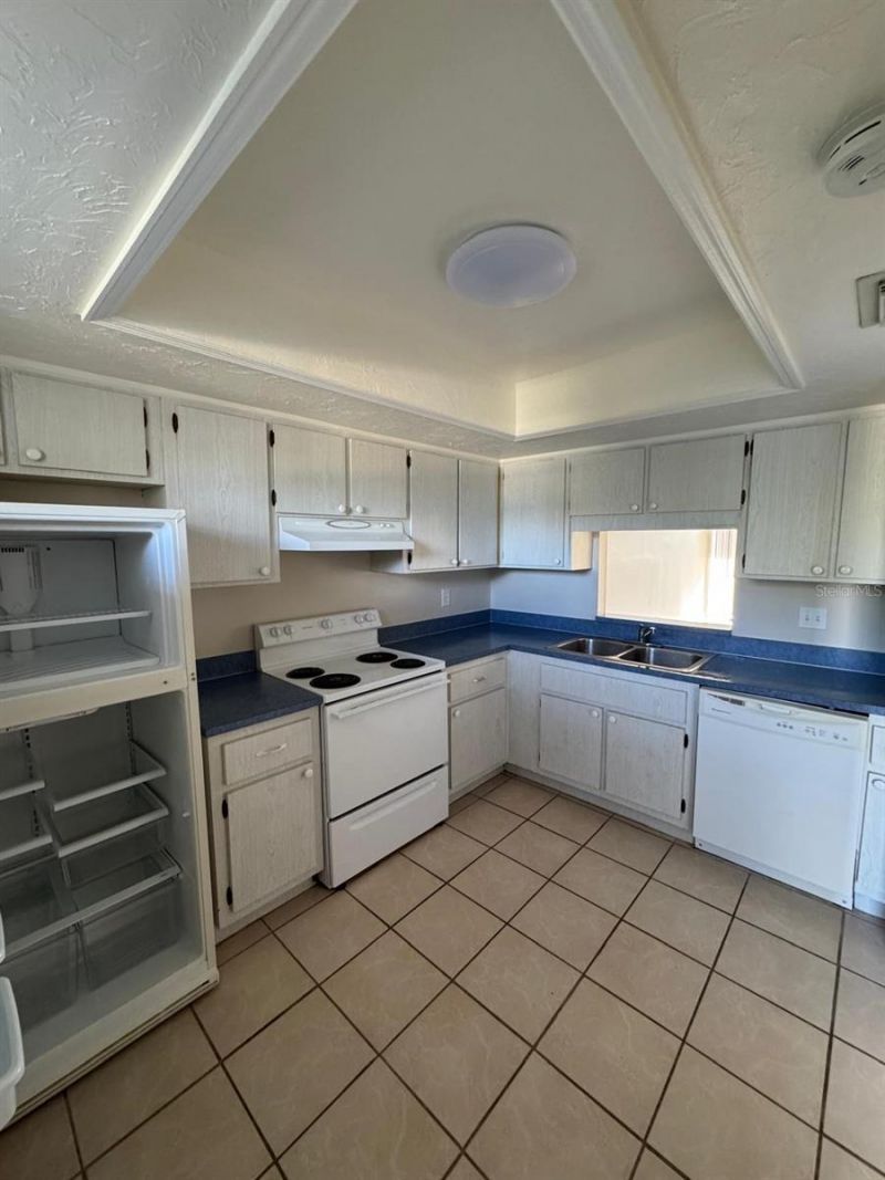 2050 Oleander Boulevard, Unit 5-202, Fort Pierce, FL 34950 Photo