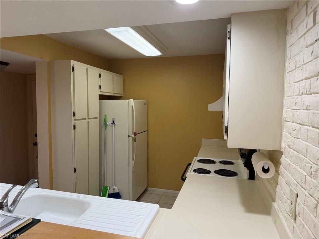 14880 Summerlin Woods Dr, Unit 4, Fort Myers, FL 33919 Photo