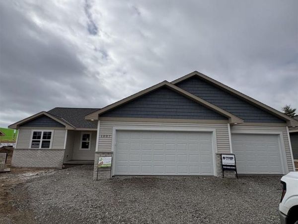 1007 CONSTELLATION WAY, Marinette, WI 54143