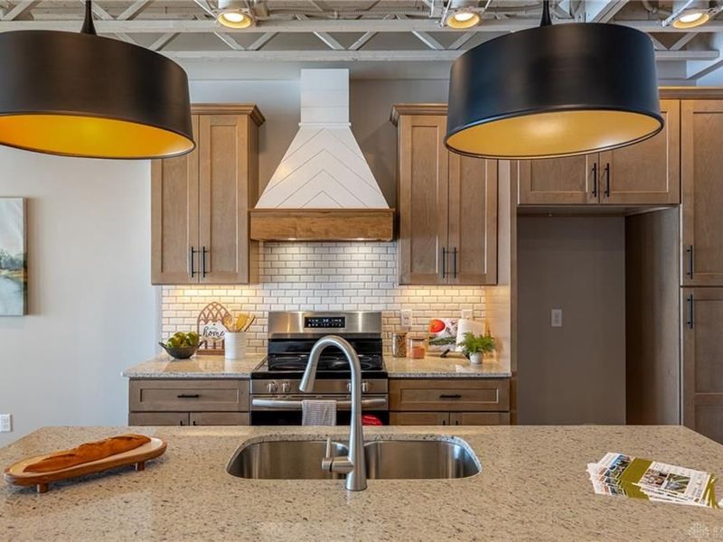 2024 Cedar Lake Drive, Huber Heights, OH 45424 Photo 8