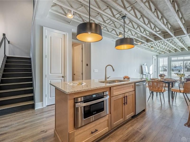 2024 Cedar Lake Drive, Huber Heights, OH 45424 Photo 9