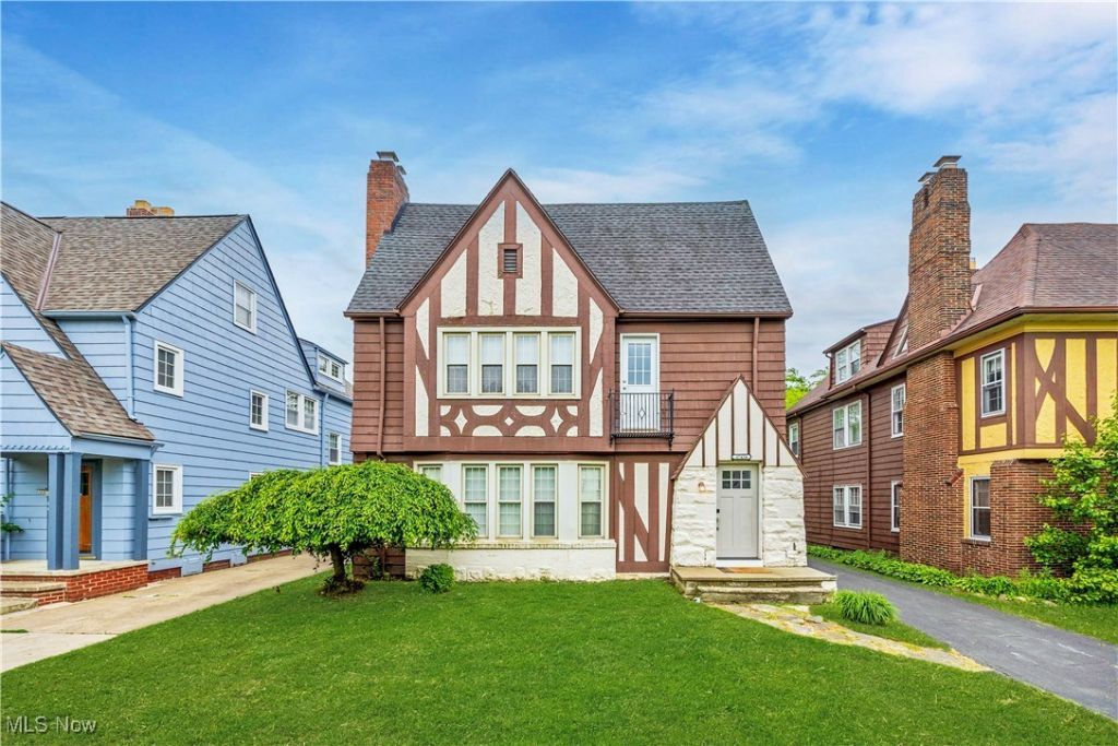 17424 Winslow Road, Cleveland, OH 44120 Main Photo