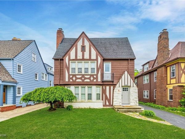 17424 Winslow Road, Cleveland, OH 44120