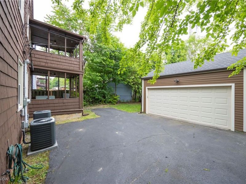 17424 Winslow Road, Cleveland, OH 44120 Photo 43